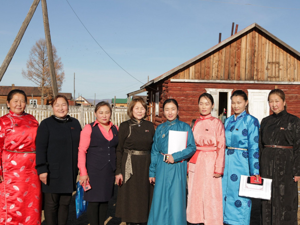 Эрдэнэбулган сумын ИТХ-ын эмэгтэй төлөөлөгчид